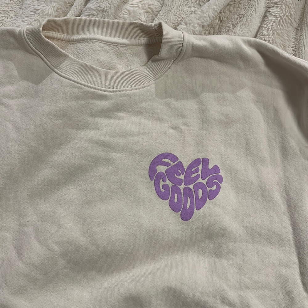 feel goods crew neck